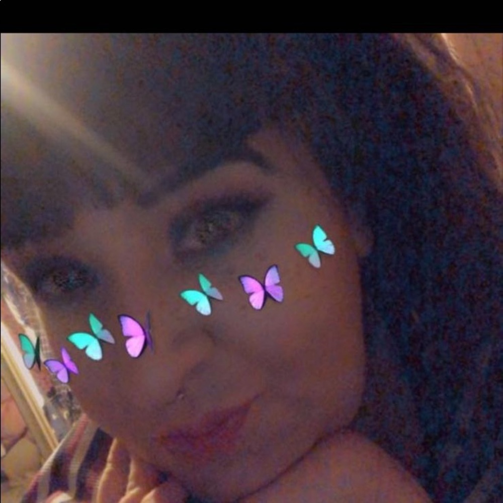 Meet your Posher, Denise